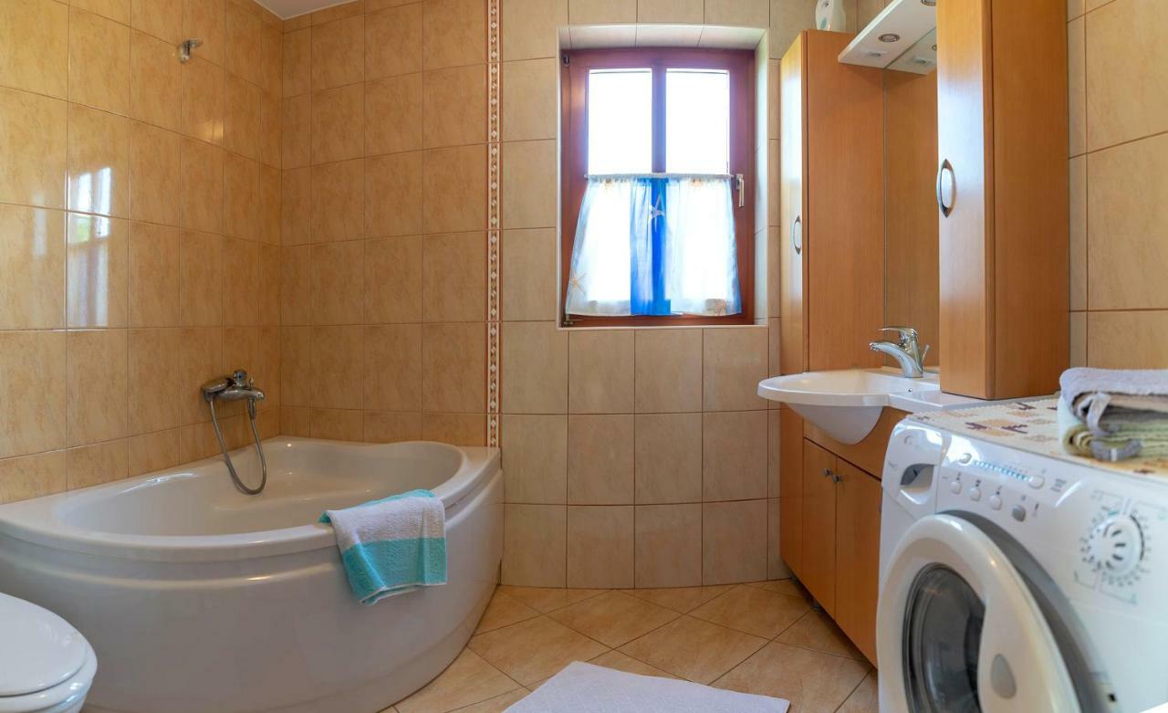 Planinca -Hisa Z Razgledom Apartment Smarje pri Jelsah Ngoại thất bức ảnh